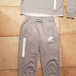 Nike sweatpants and sweatshirt